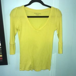 New York & company yellow top